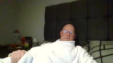 kevlooking4sez online show from 02.13.25