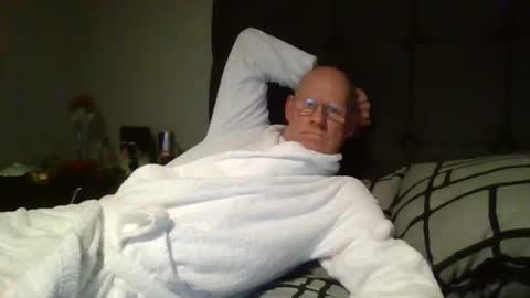 kevlooking4sez online show from 02.22.25