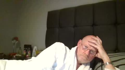 kevlooking4sez online show from 03.02.25