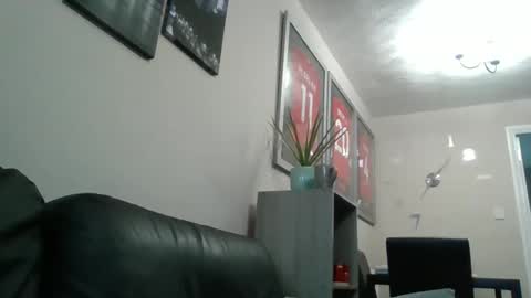 kevlooking4sez online show from 09.13.25