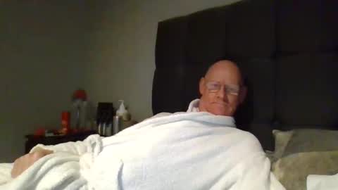 kevlooking4sez online show from 10.03.25