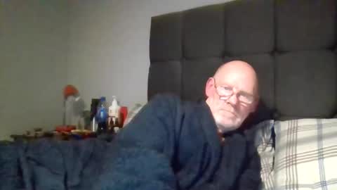 kevlooking4sez online show from 12.20.25