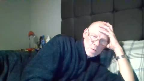 kevlooking4sez online show from 12.22.25