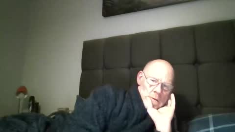 kevlooking4sez online show from 02.13.26