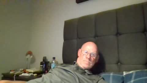 kevlooking4sez online show from 06.22.26