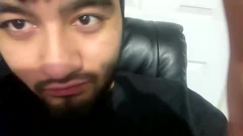 Snapshot of kevo300 chatting on 11.08.25 kevo online show from 11.08.25