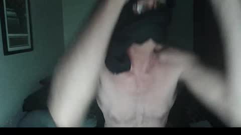 Snapshot of kevwestunder9696 chatting on 09.18.25 kevwestunder9696 online show from 09.18.25