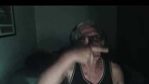 Snapshot of kevwestunder9696 chatting on 10.16.25 kevwestunder9696 online show from 10.16.25