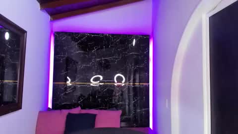 Keyla Knowles online show from 01.31.26