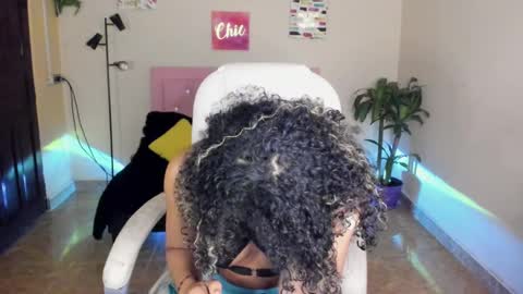 Snapshot of keyla_roberts_ chatting on 01.26.25 Adhara. Help me reach 100 likes online show from 01.26.25