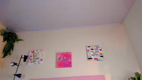 Snapshot of keyla_roberts_ chatting on 01.29.25 Adhara. Help me reach 100 likes online show from 01.29.25