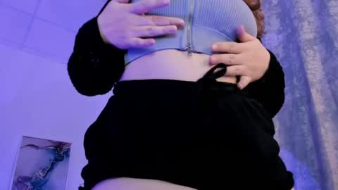 Snapshot of keytsilvas chatting on 12.14.24 Keyt online show from 12.14.24