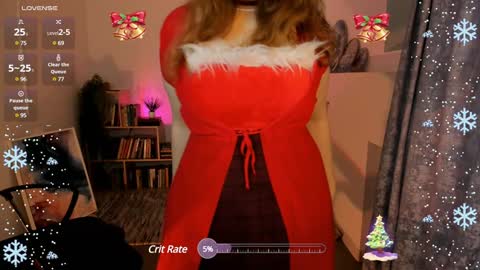 Snapshot of keytsilvas chatting on 12.27.24 Keyt online show from 12.27.24