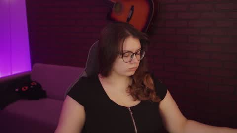 Snapshot of keytsilvas chatting on 01.08.25 Keyt online show from 01.08.25