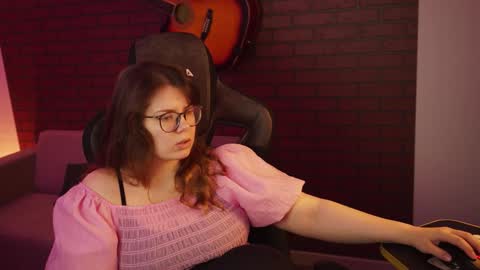 Snapshot of keytsilvas chatting on 01.18.25 Keyt online show from 01.18.25