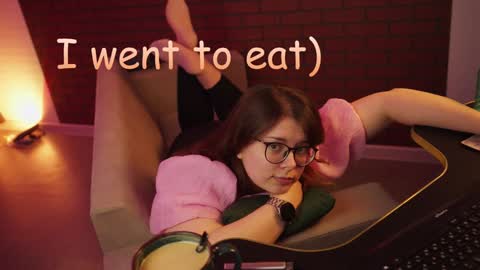 Snapshot of keytsilvas chatting on 01.19.25 Keyt online show from 01.19.25