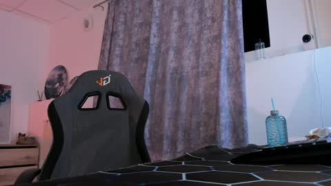 Snapshot of keytsilvas chatting on 01.31.25 Keyt online show from 01.31.25