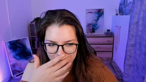 Snapshot of keytsilvas chatting on 02.05.25 Keyt online show from 02.05.25