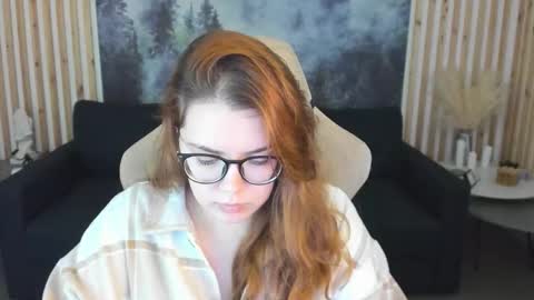 Snapshot of keytsilvas chatting on 09.27.25 Keyt online show from 09.27.25