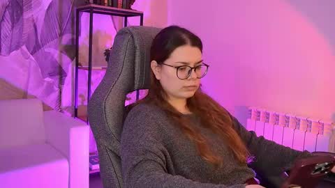 Snapshot of keytsilvas chatting on 02.09.26 Keyt online show from 02.09.26