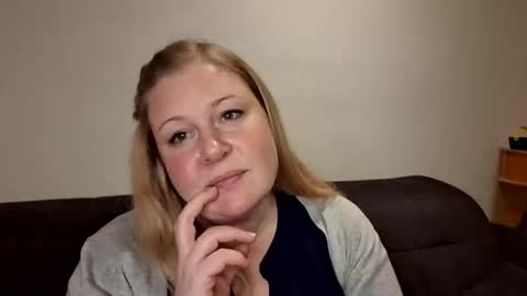 Snapshot of khaleesi0890 chatting on 11.09.25 khaleesi0890 online show from 11.09.25