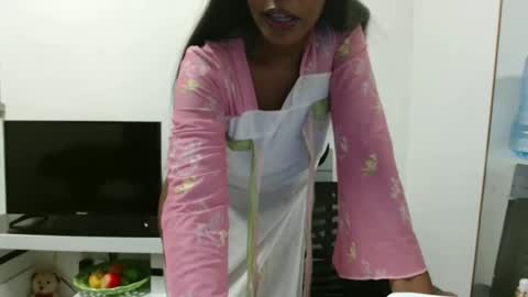 Khaleesi online show from 03.11.26