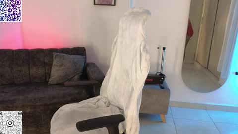 Karelys M. online show from 02.13.25