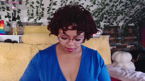 Snapshot of khayaparker chatting on 01.19.25 Khaya online show from 01.19.25