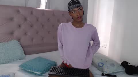 khler_angelis online show from 03.12.25