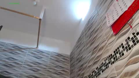 khloe33 online show from 10.12.25