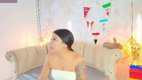 Khloe online show from 06.19.26