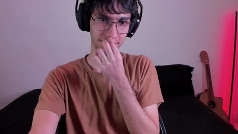 khozler_ online show from 02.24.25