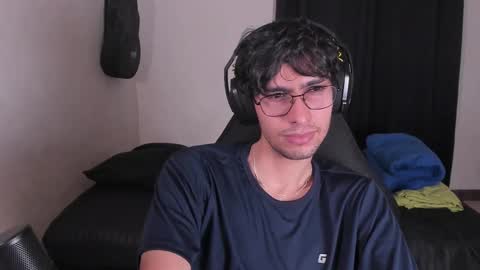 khozler_ online show from 09.24.25