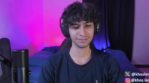 khozler_ online show from 11.10.25