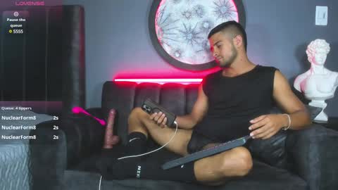 Khriss brown online show from 01.17.25