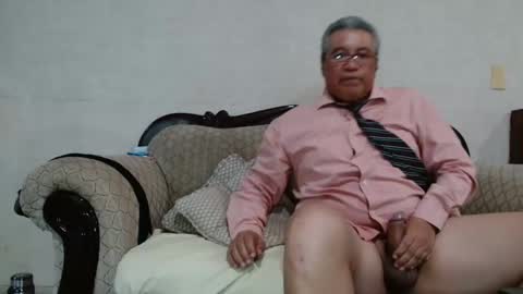 KIA MING AND HER TEACHER online show from 12.11.24