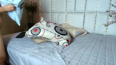    N         M online show from 02.05.25