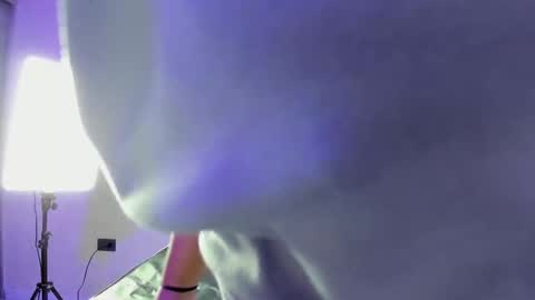    N         M online show from 10.06.25