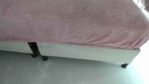    N         M online show from 10.16.25