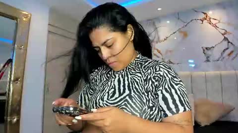    N         M online show from 06.12.26