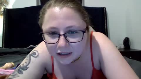 Snapshot of kiara34d chatting on 04.07.26 kiara34d online show from 04.07.26