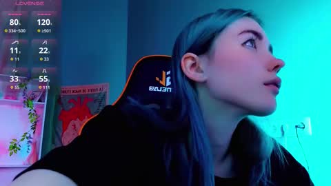 Kira online show from 09.18.25