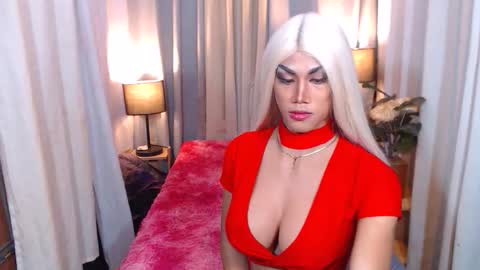 Snapshot of kiara_trans chatting on 03.06.26 kiara_trans online show from 03.06.26