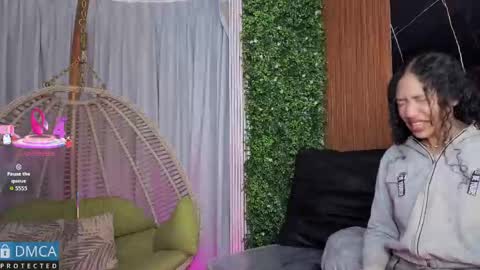 Kiara Zahiri online show from 11.05.25