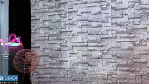 Kiara Zahiri online show from 12.15.25