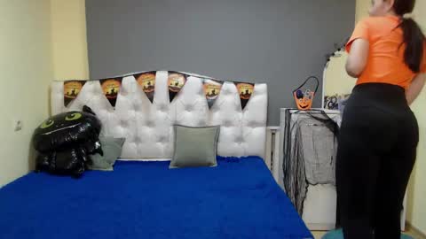 Kara online show from 10.17.25