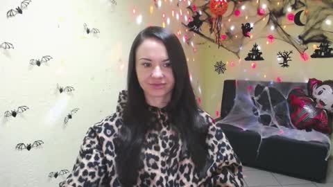 Kara online show from 10.24.25