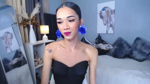 kieramoore online show from 01.13.25