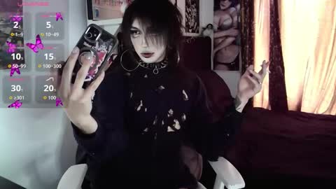 Snapshot of kiiller_queen chatting on 01.07.26 kenny online show from 01.07.26