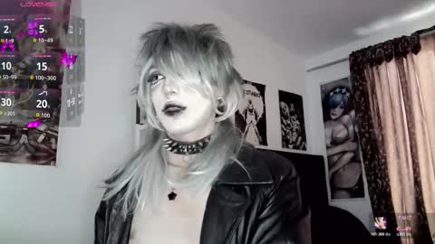 Snapshot of kiiller_queen chatting on 03.05.26 kenny online show from 03.05.26